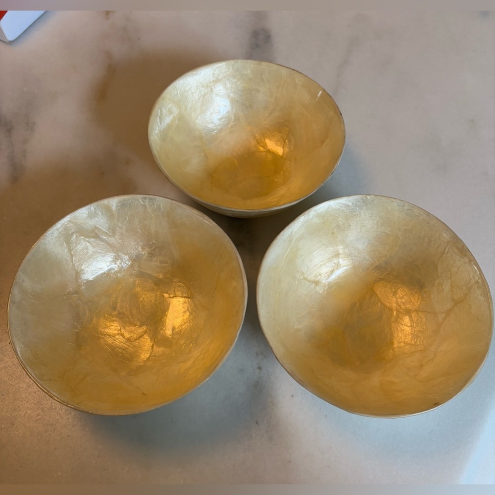 Capiz shell bowls - set of 3